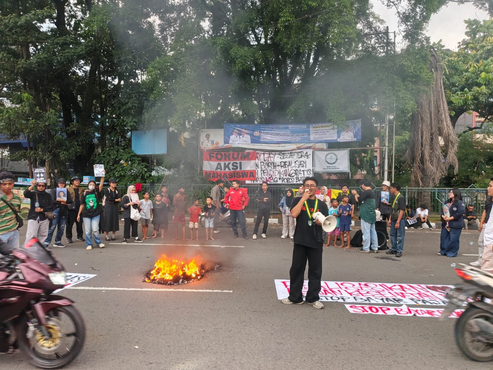 May Day di Tangerang, Poros Baru Desak Perlindungan Buruh dan Tolak MBG di Sekolah