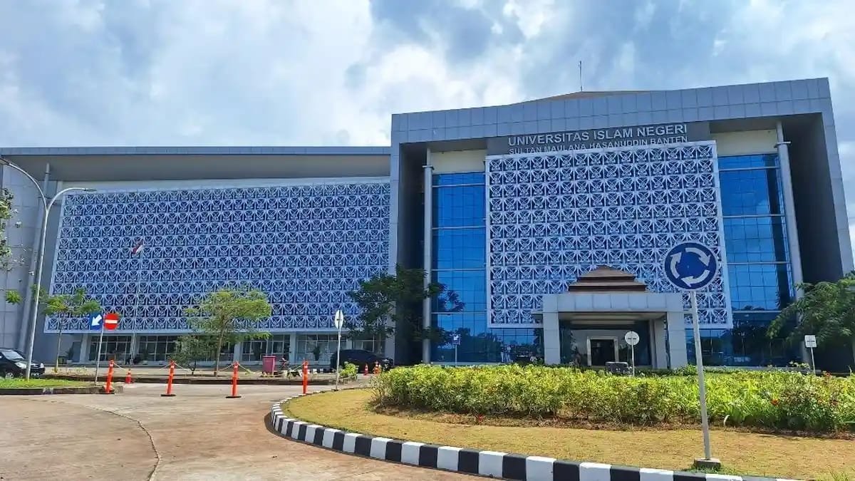 Mahasiswa Keluhkan Pemindahan Mendadak Lokasi KKN Reguler UIN SMH Banten