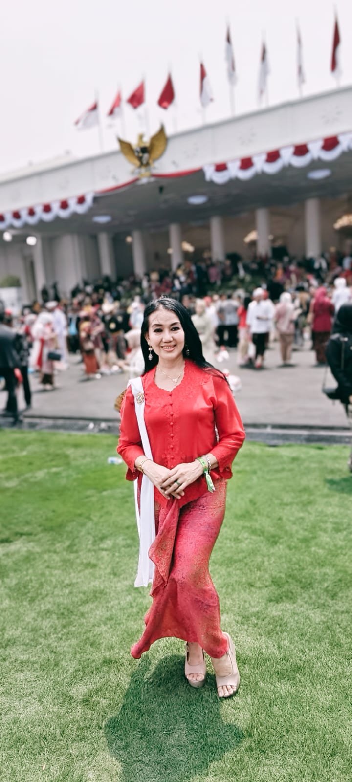 Sekretaris PWDPI DPW DKI Putri NefertitiI Hadiri Upacara Hut Kemerdekaan RI Ke-81 DI Istana Negara