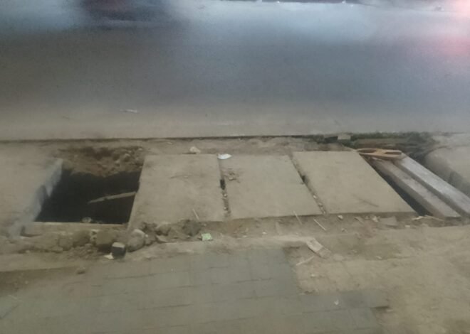 Truk Masuk Alun-alun Kramatwatu Meski Ada Larangan, Trotoar Diduga Rusak