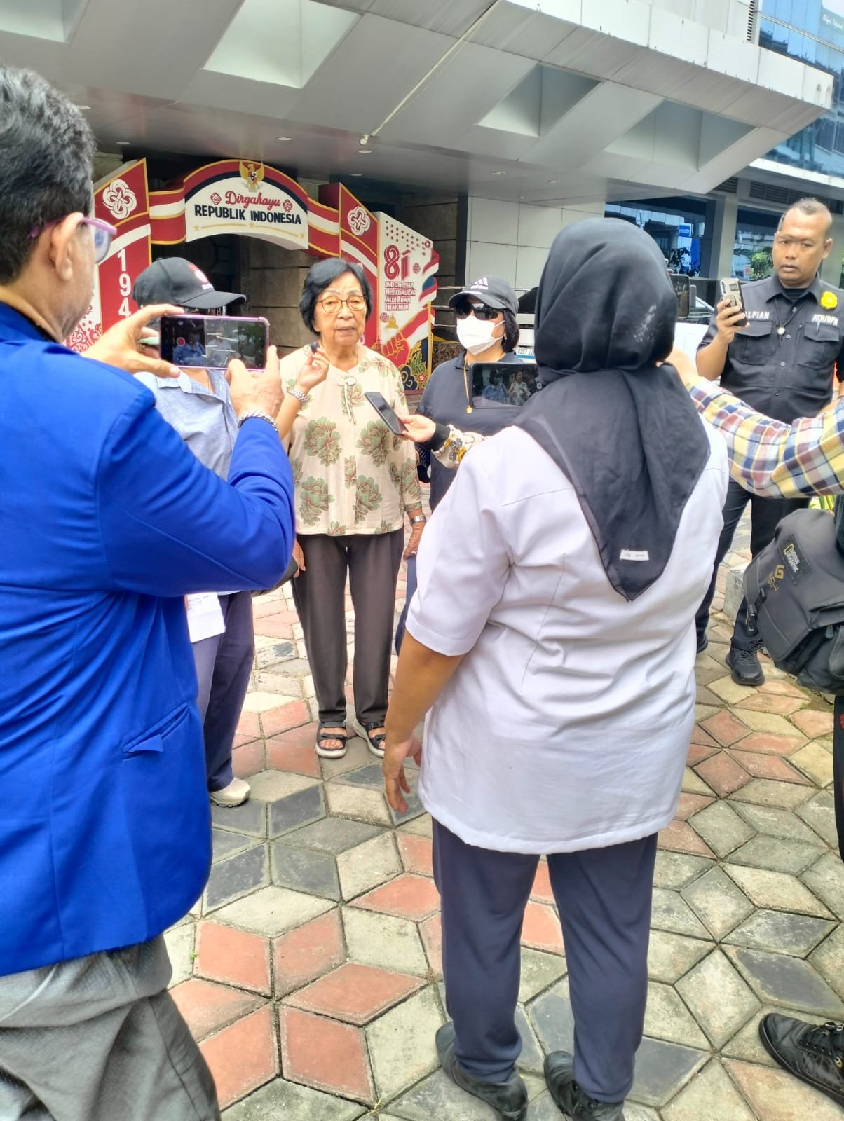 Surat Hibah di Bawah Tangan Dianggap Lebih Sah dari SHM? Ahli Waris Tateli Terpaksa Jauh Hingga Jakarta demi Kepastian Hukum!